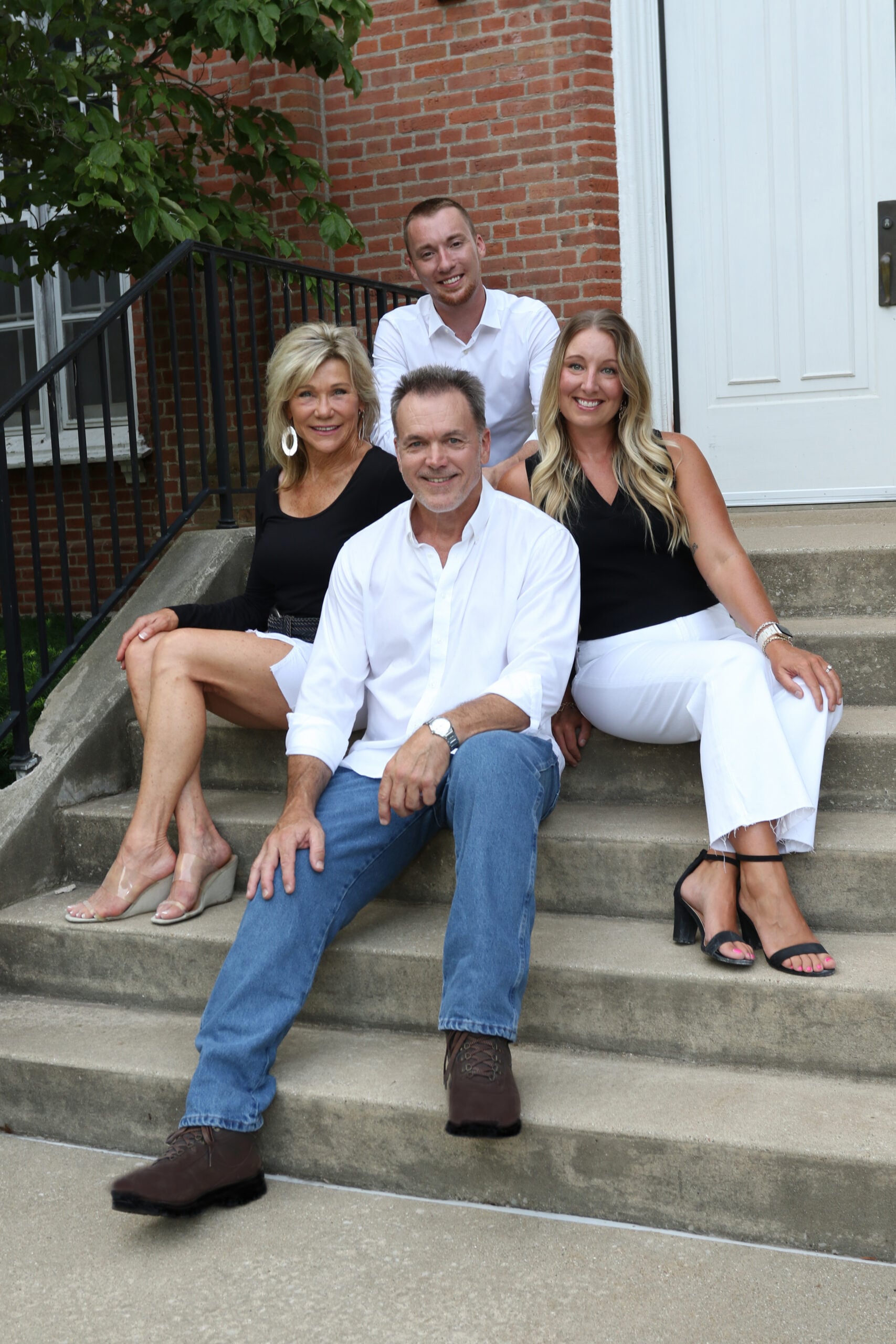The Apex Realty team in Jacksonville, IL